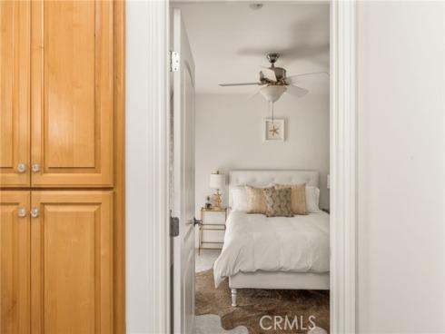 123 13th 1 Street, Seal Beach, CA