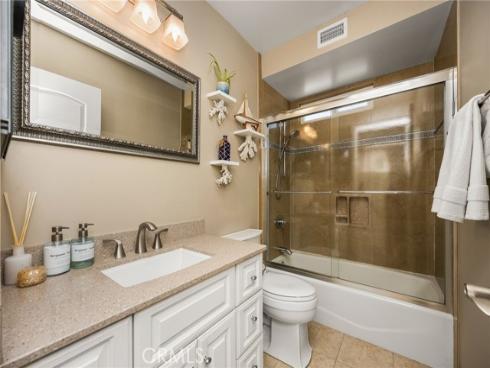 123 13th 1 Street, Seal Beach, CA