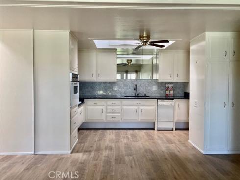 13101 Del Monte Dr., M11-279d , Seal Beach, CA