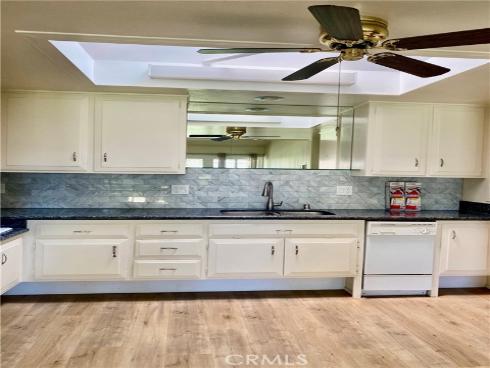 13101 Del Monte Dr., M11-279d , Seal Beach, CA