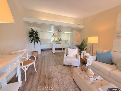 13860 Saint Andrew's Drive 60B , Seal Beach, CA