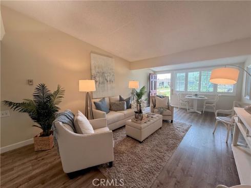 13860 Saint Andrew's Drive 60B , Seal Beach, CA