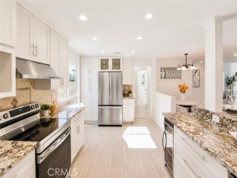4556 Guava , Seal Beach, CA