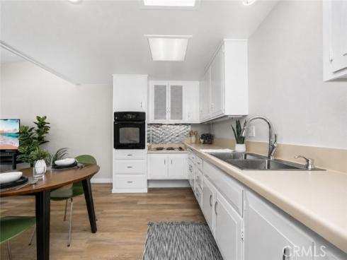 1271 Kenwood 163H LaneM-7, Seal Beach, CA