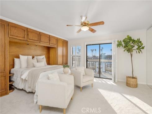 341 Regatta Way, Seal Beach, CA