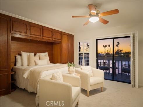 341 Regatta Way, Seal Beach, CA
