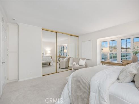 341 Regatta Way, Seal Beach, CA