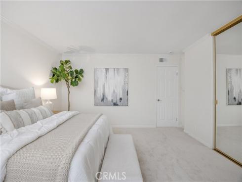 341 Regatta Way, Seal Beach, CA