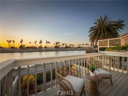 341 Regatta Way, Seal Beach, CA