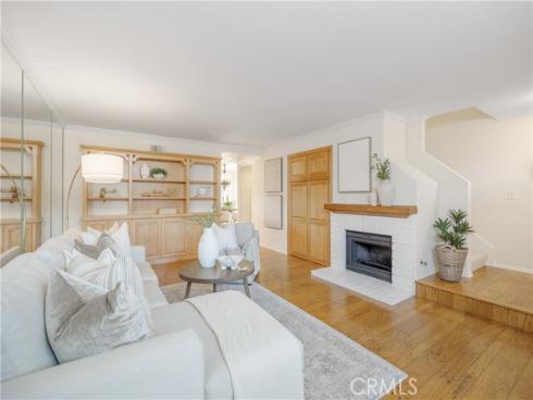341 Regatta Way, Seal Beach, CA