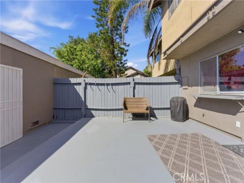 7085 Fulton , Stanton, CA