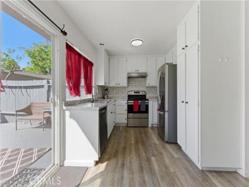 7085 Fulton , Stanton, CA