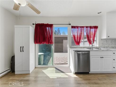 7085 Fulton , Stanton, CA