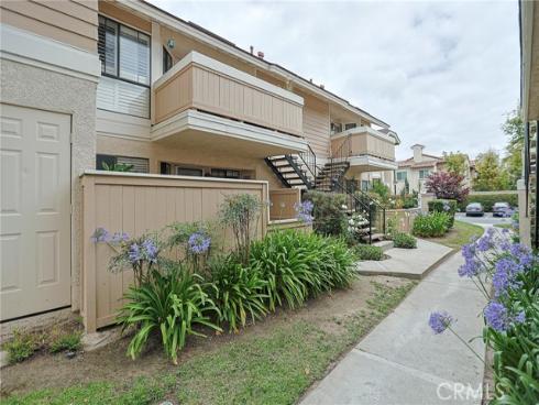 12635 Briarglen Loop K , Stanton, CA