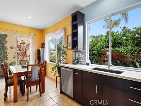 2 Serena Way, Stanton, CA