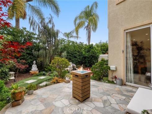2 Serena Way, Stanton, CA