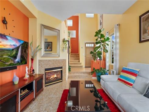2 Serena Way, Stanton, CA