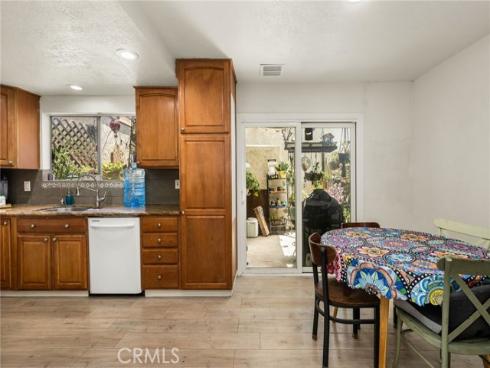 7381 Katella Avenue, Stanton, CA