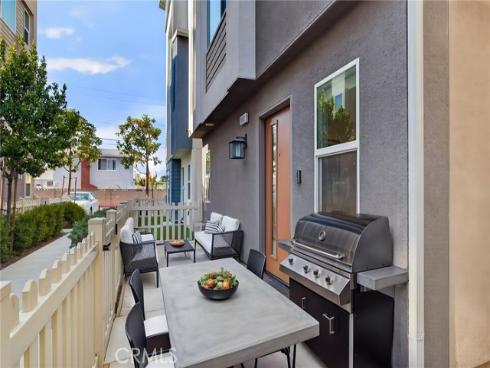 10881 Scottsbluff , Stanton, CA
