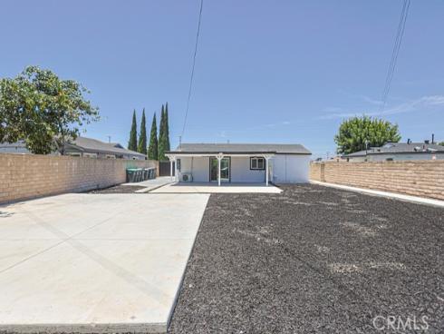 11842 Santa Rosalia , Stanton, CA