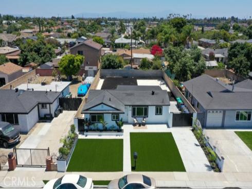 11842 Santa Rosalia , Stanton, CA
