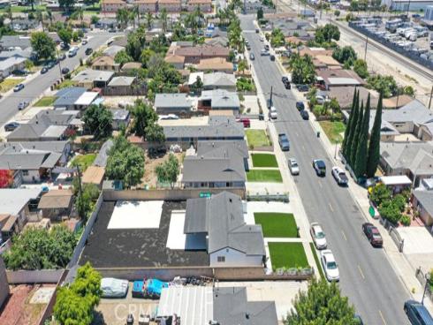 11842 Santa Rosalia , Stanton, CA