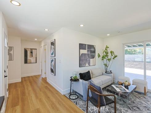 11842 Santa Rosalia , Stanton, CA