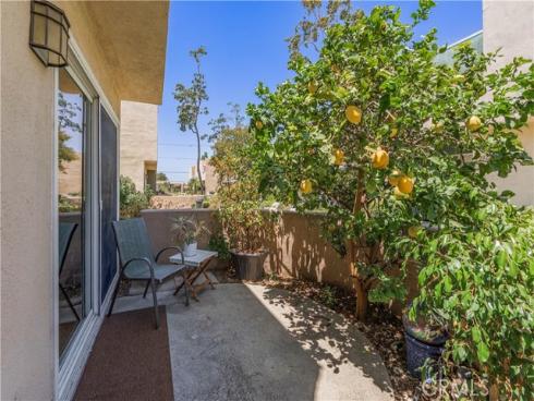 10758 Knott , Stanton, CA