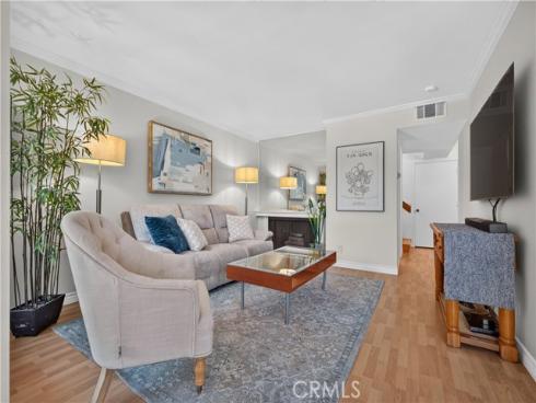 10758 Knott , Stanton, CA