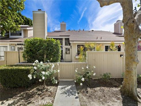 7729 Crestbrook Way 385 , Stanton, CA