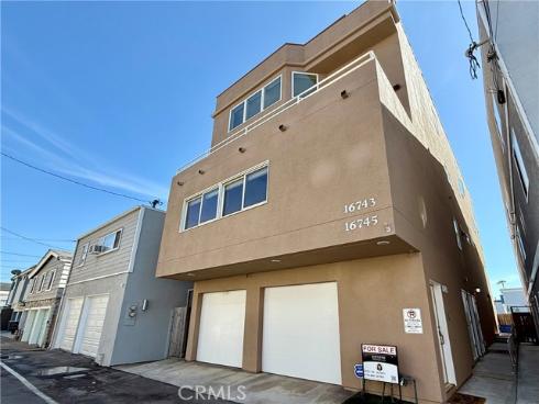 16745  Bayview  B  Drive, Sunset Beach, CA