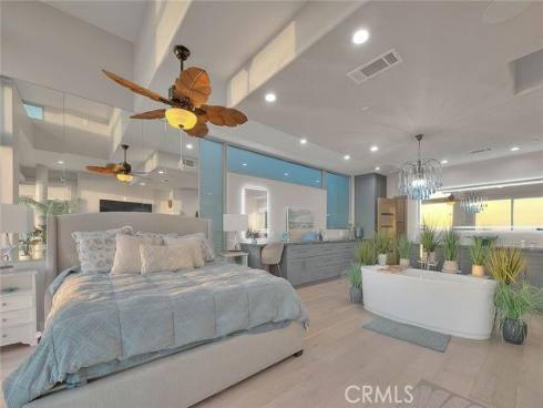 99 Surfside , Surfside, CA