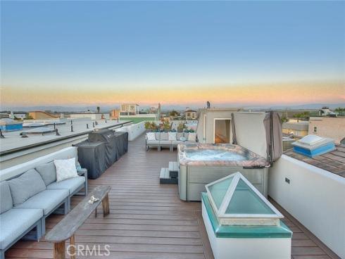 99 Surfside , Surfside, CA