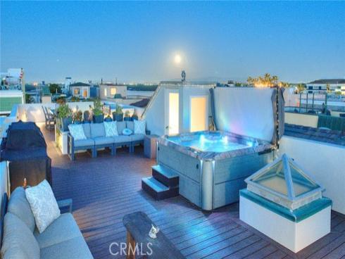 99 Surfside , Surfside, CA