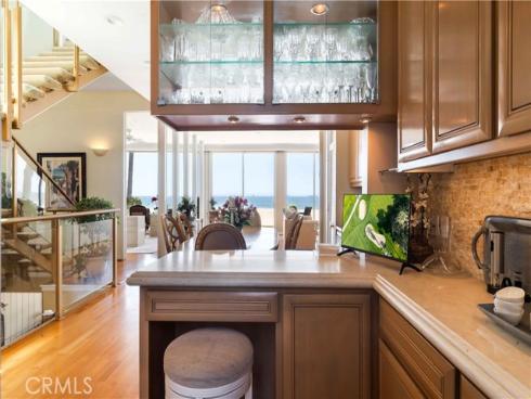 67 A Surfside Avenue, Surfside, CA