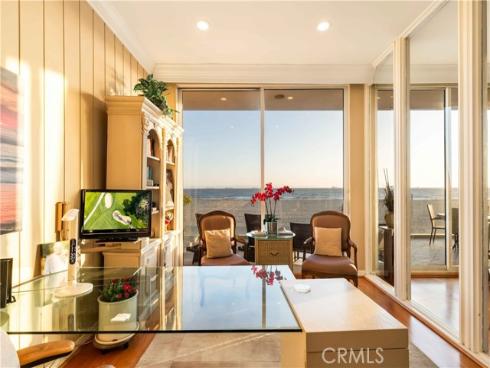 67 A Surfside Avenue, Surfside, CA