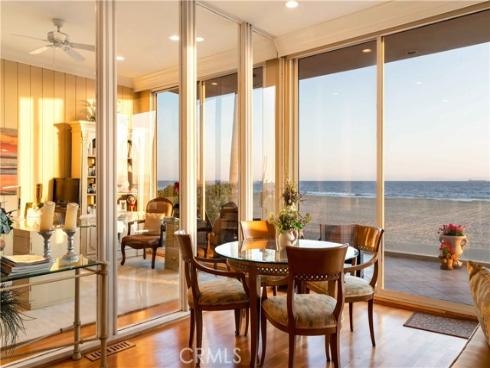 67 A Surfside Avenue, Surfside, CA