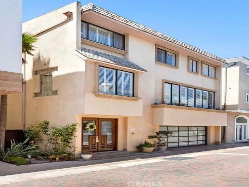 67 A Surfside Avenue, Surfside, CA