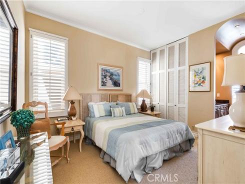 67 A Surfside Avenue, Surfside, CA