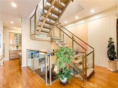 67 A Surfside Avenue, Surfside, CA