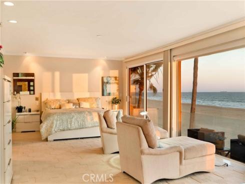 67 A Surfside Avenue, Surfside, CA