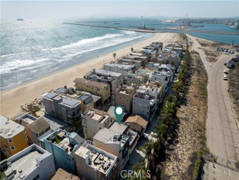 20 Pacific Avenue, Surfside, CA