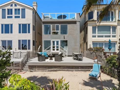 17111 S Pacific Avenue, Sunset Beach, CA