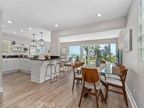 17111 S Pacific Avenue, Sunset Beach, CA