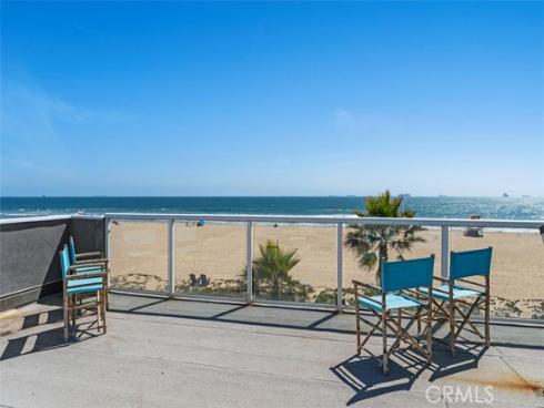17111 S Pacific Avenue, Sunset Beach, CA