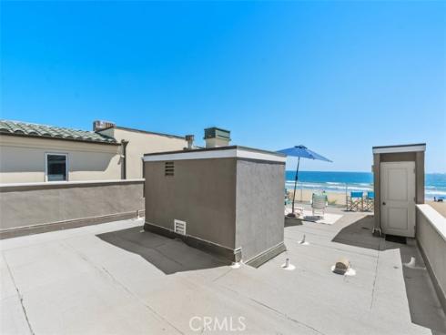 17111 S Pacific Avenue, Sunset Beach, CA