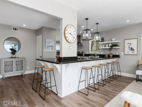 17111 S Pacific Avenue, Sunset Beach, CA