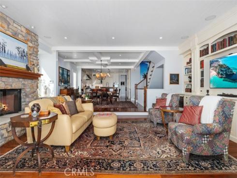 17027 S Pacific Avenue, Sunset Beach, CA