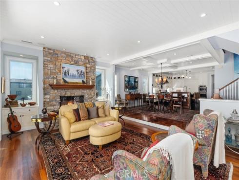 17027 S Pacific Avenue, Sunset Beach, CA