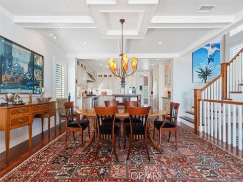 17027 S Pacific Avenue, Sunset Beach, CA